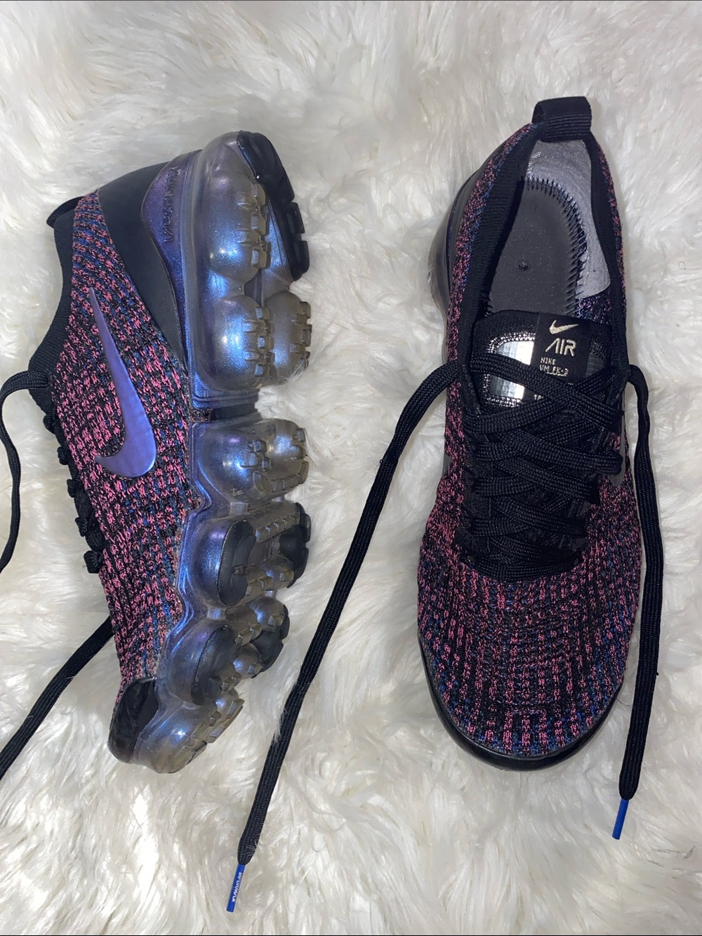 Nike 9 Women's Vapormax Flyknit Sneakers - Black & Pink pls read